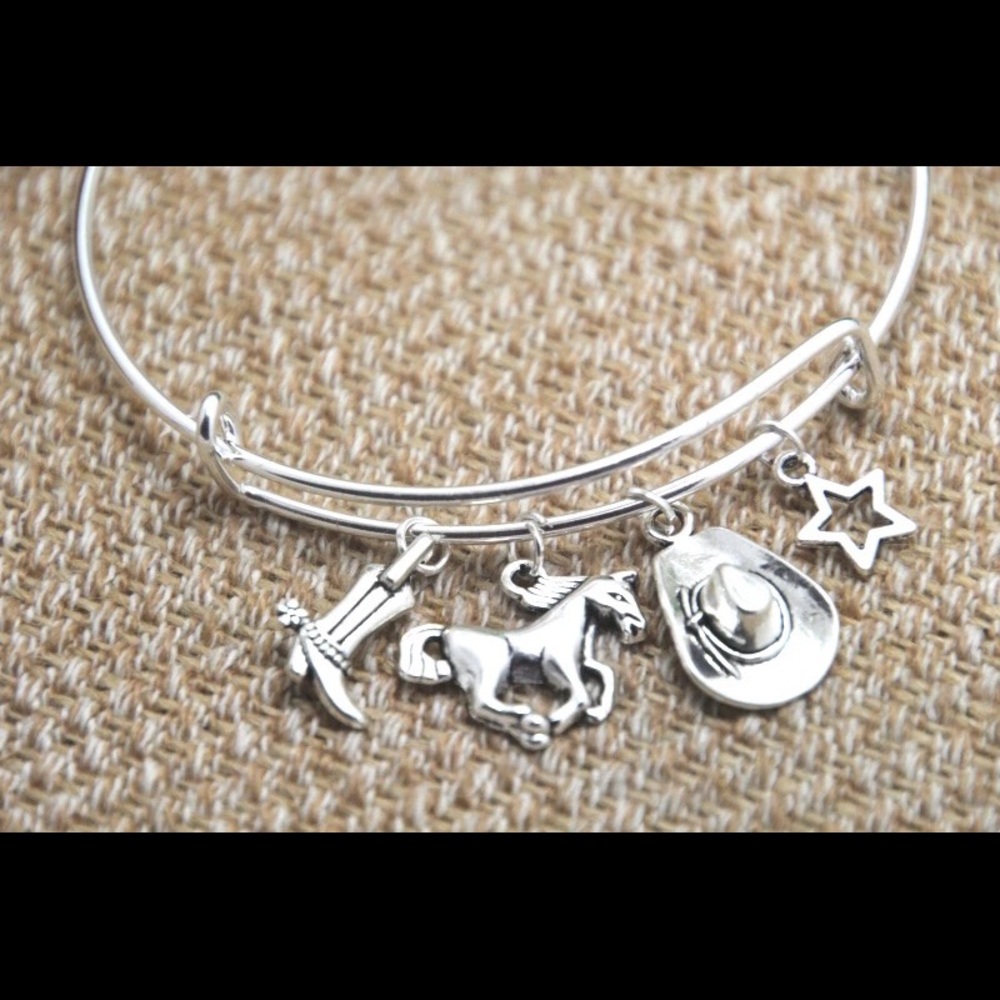 cowgirl boot Horse hat star charm bangle bracelet